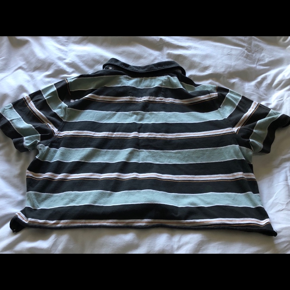 cropped top - Picture 2 of 2